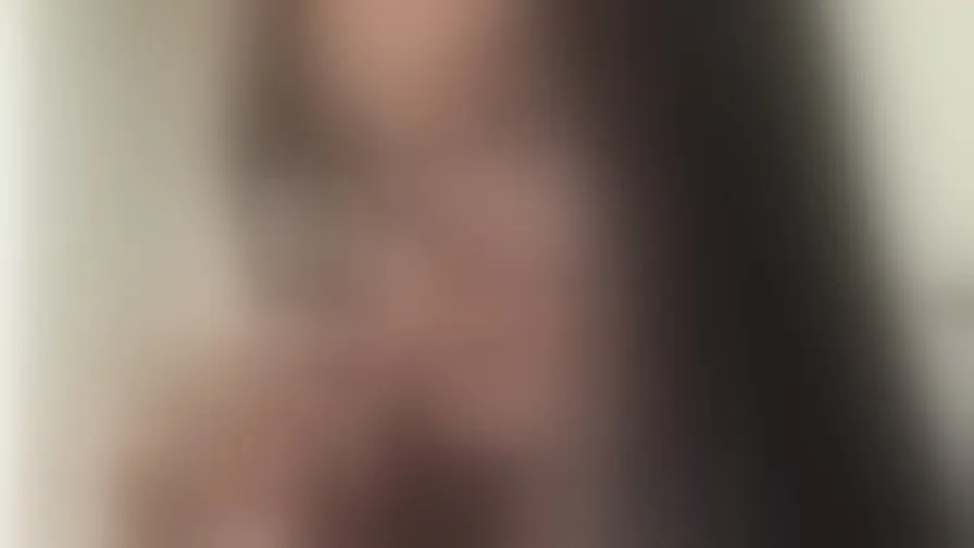 Chat with AdrianaBellini