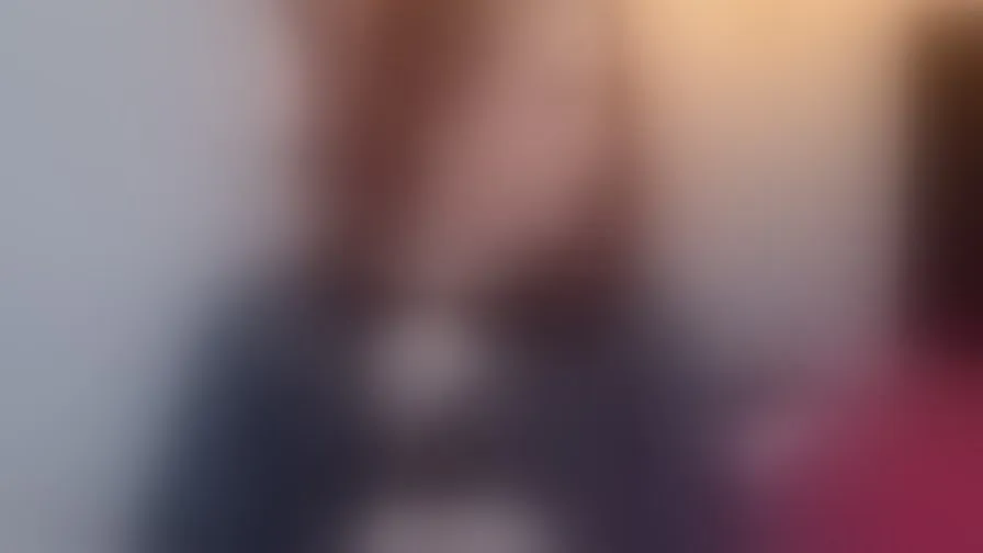Chat with MilaEmber