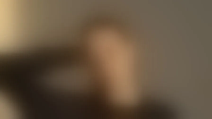 Chat with CristalCinnamond