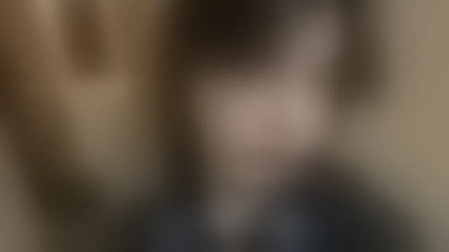 Chat with MerilynLutchman
