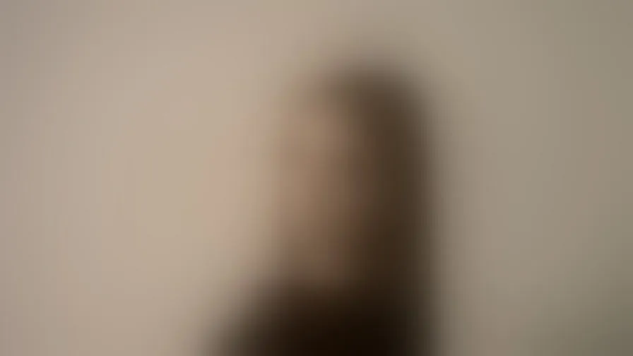 Chat with MariellaMinerich