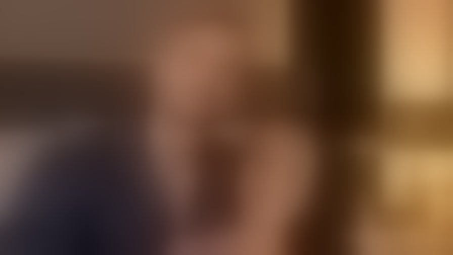 Chat with CarolineAndRicky