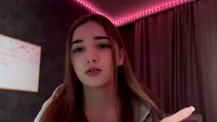 Chat with LaurynKendell