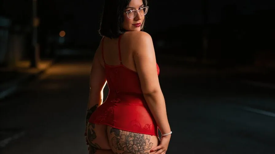Chat with HannaPurple
