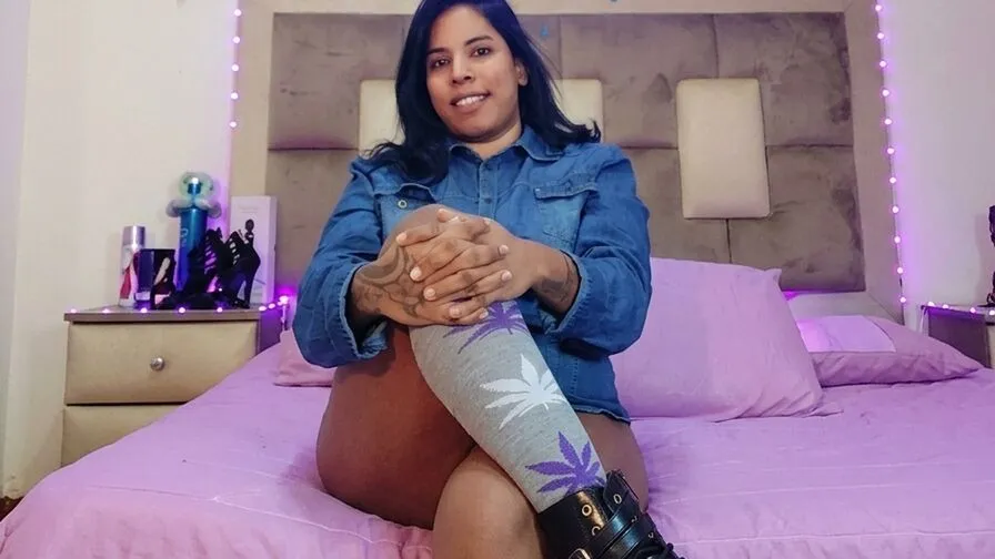 Chat with loralgrace