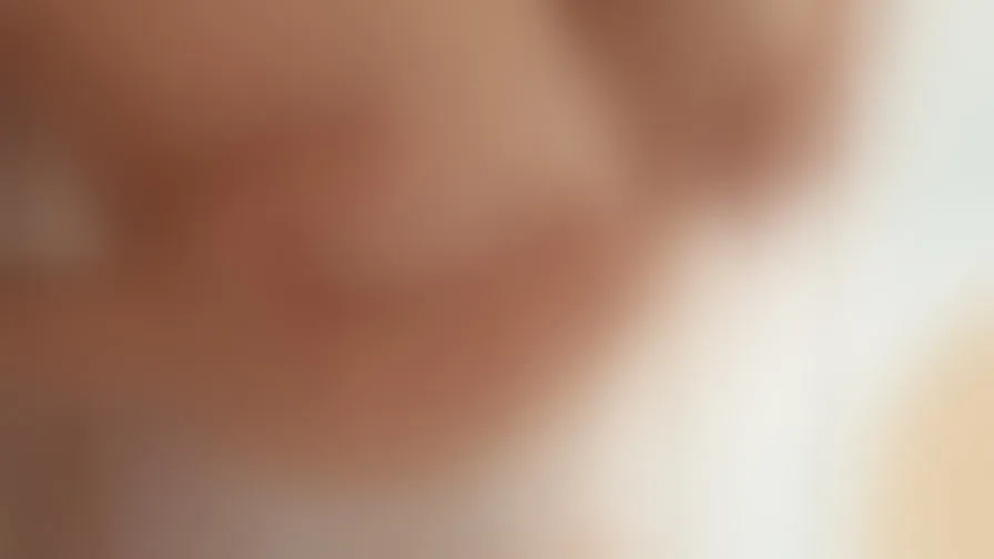 Chat with AlexiaMoore