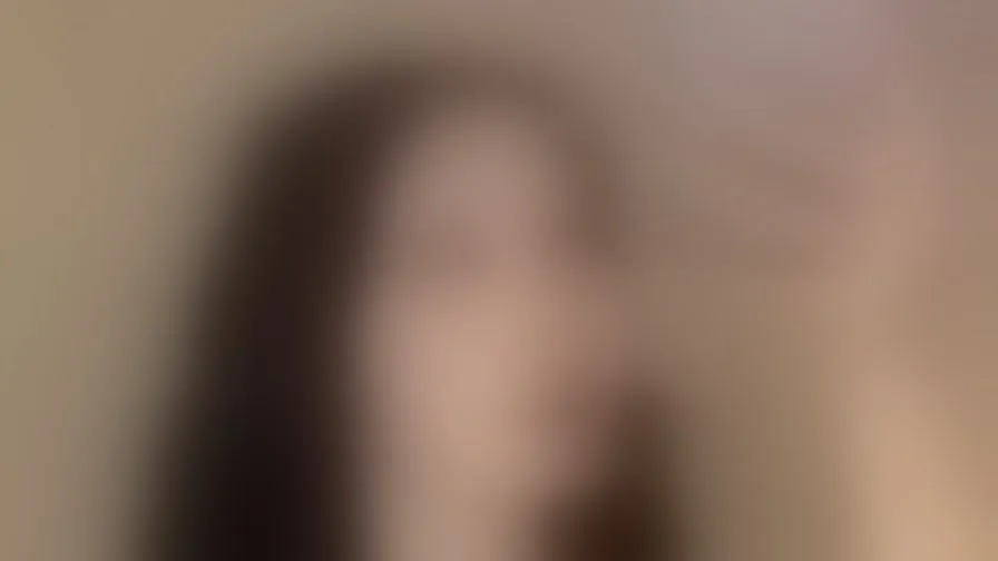 Chat with CorrinaWeirich