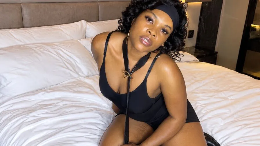 Chat with ChrisitianaMorri