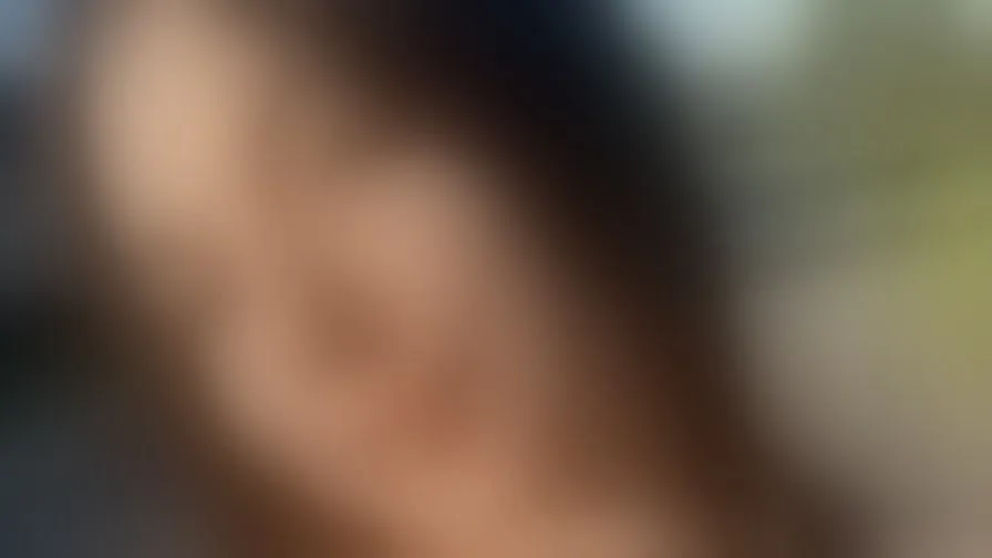 Chat with EllenaFansler