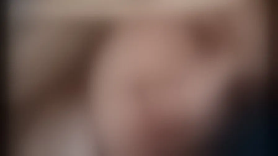 Chat with DioneKises