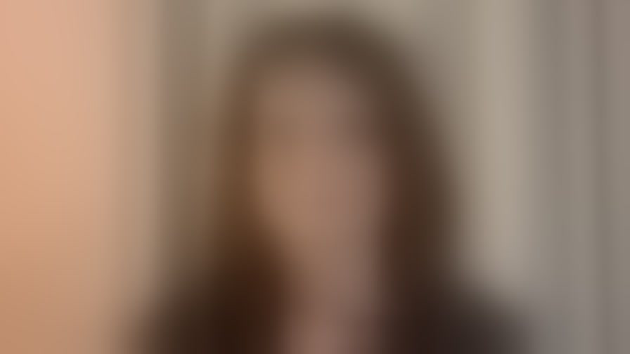 Chat with CelindaRushlow